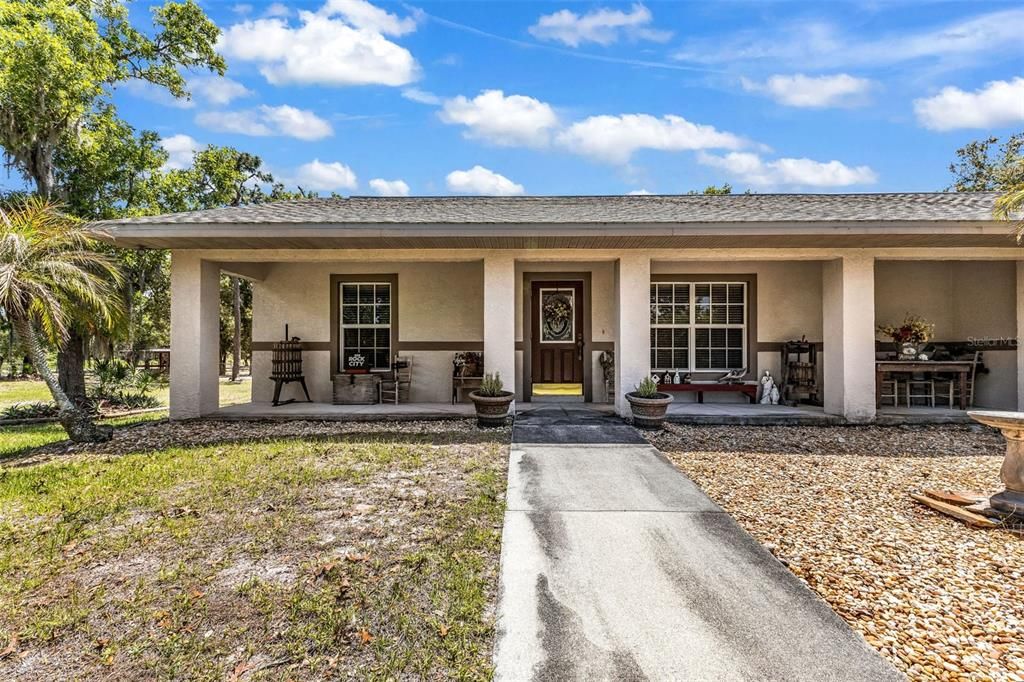 Active With Contract: $499,000 (3 beds, 2 baths, 1484 Square Feet)