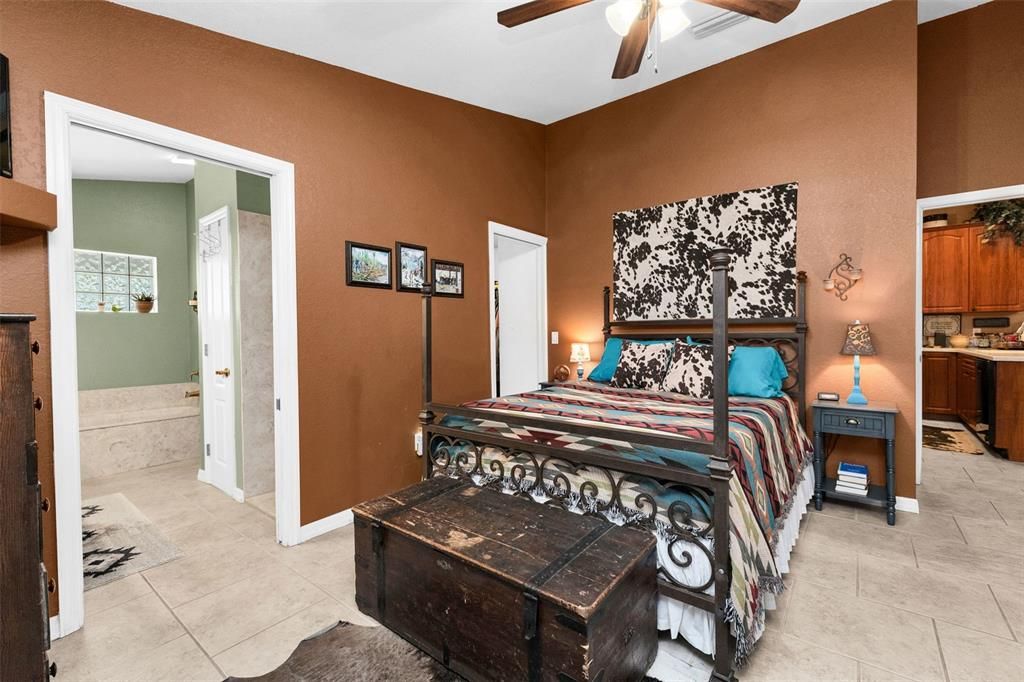 Active With Contract: $499,000 (3 beds, 2 baths, 1484 Square Feet)
