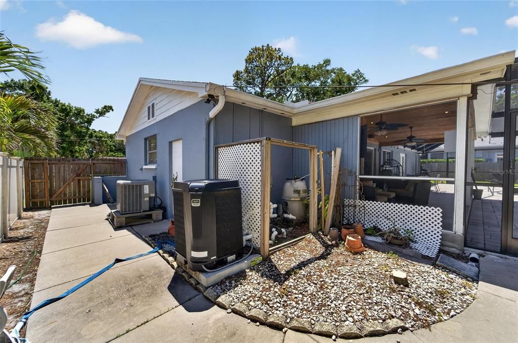 Activo con contrato: $585,000 (3 camas, 2 baños, 1680 Pies cuadrados)