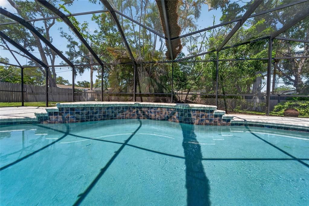 Activo con contrato: $585,000 (3 camas, 2 baños, 1680 Pies cuadrados)
