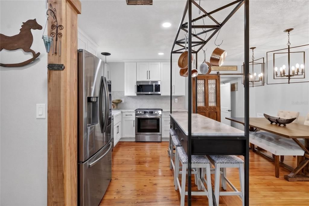 En Venta: $310,000 (3 camas, 2 baños, 1500 Pies cuadrados)