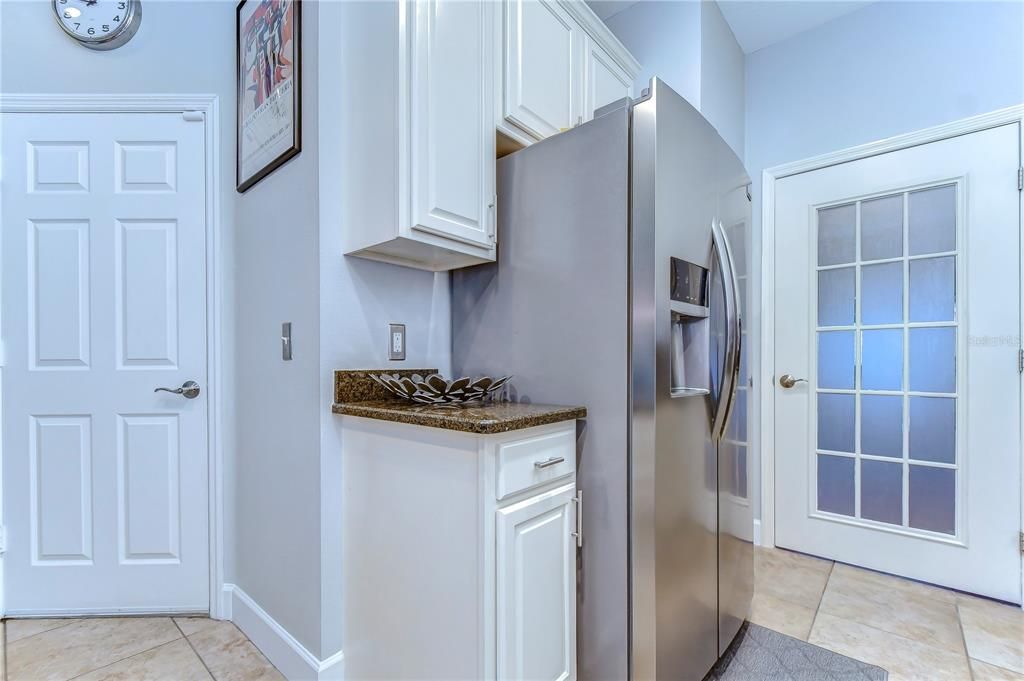 Activo con contrato: $325,000 (3 camas, 2 baños, 1637 Pies cuadrados)