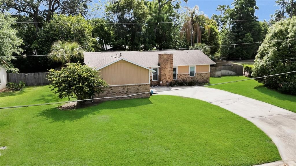 Activo con contrato: $325,000 (3 camas, 2 baños, 1890 Pies cuadrados)