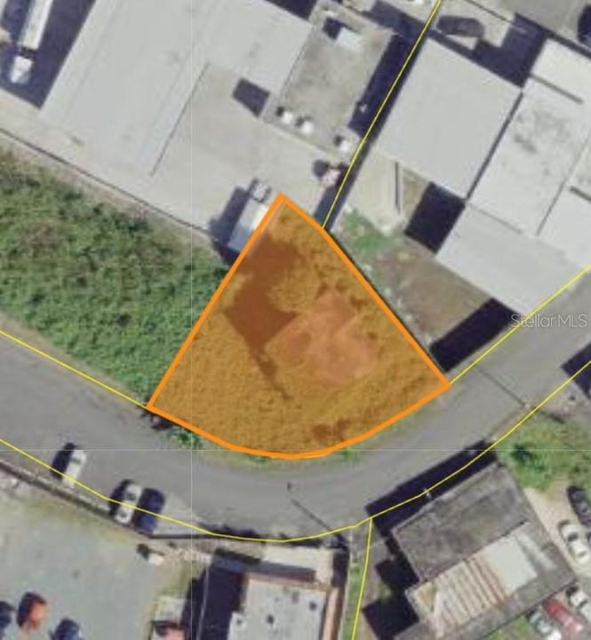En Venta: $170,000 (0.13 acres)