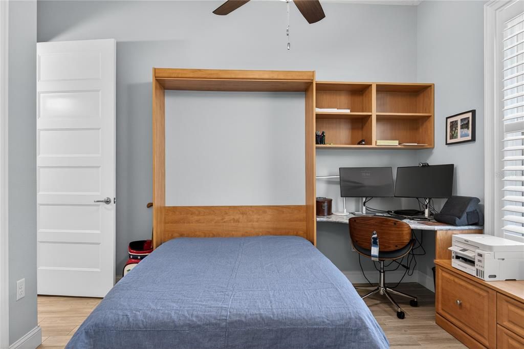 For Sale: $870,000 (2 beds, 2 baths, 1258 Square Feet)