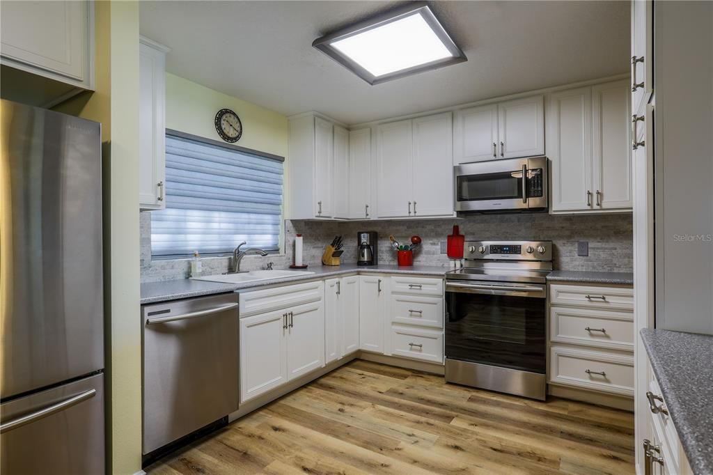 For Sale: $415,000 (4 beds, 0 baths, 2160 Square Feet)