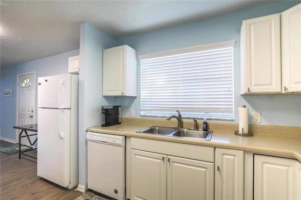 For Sale: $415,000 (4 beds, 0 baths, 2160 Square Feet)
