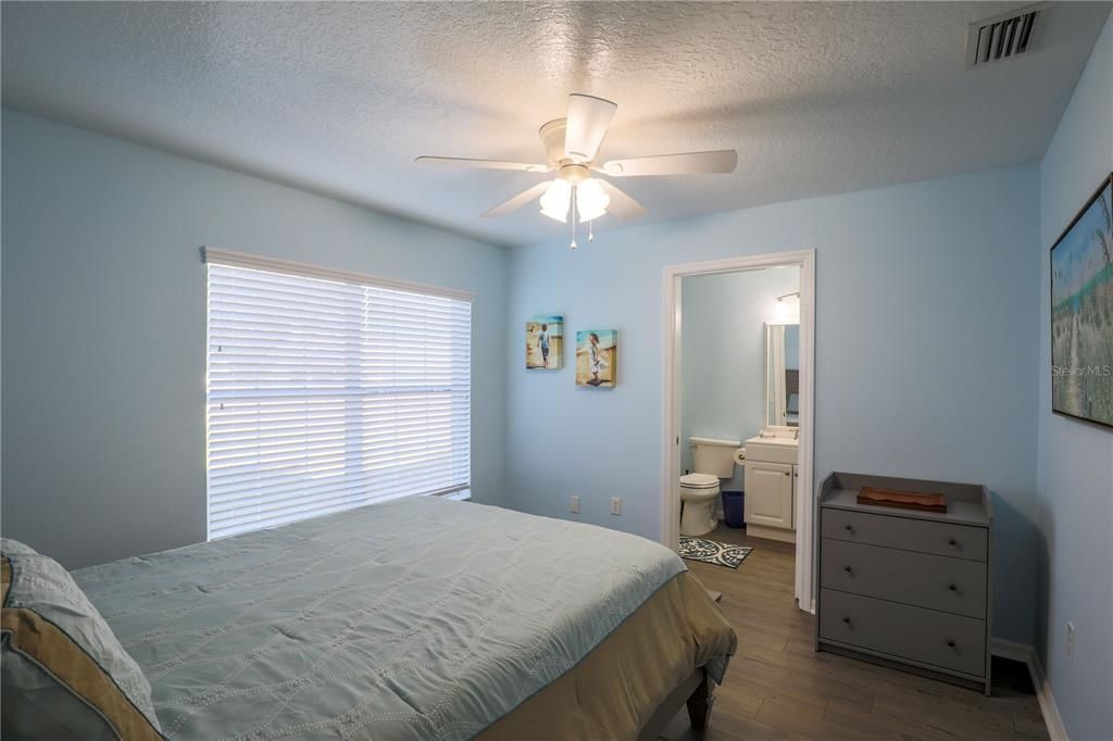 For Sale: $415,000 (4 beds, 0 baths, 2160 Square Feet)