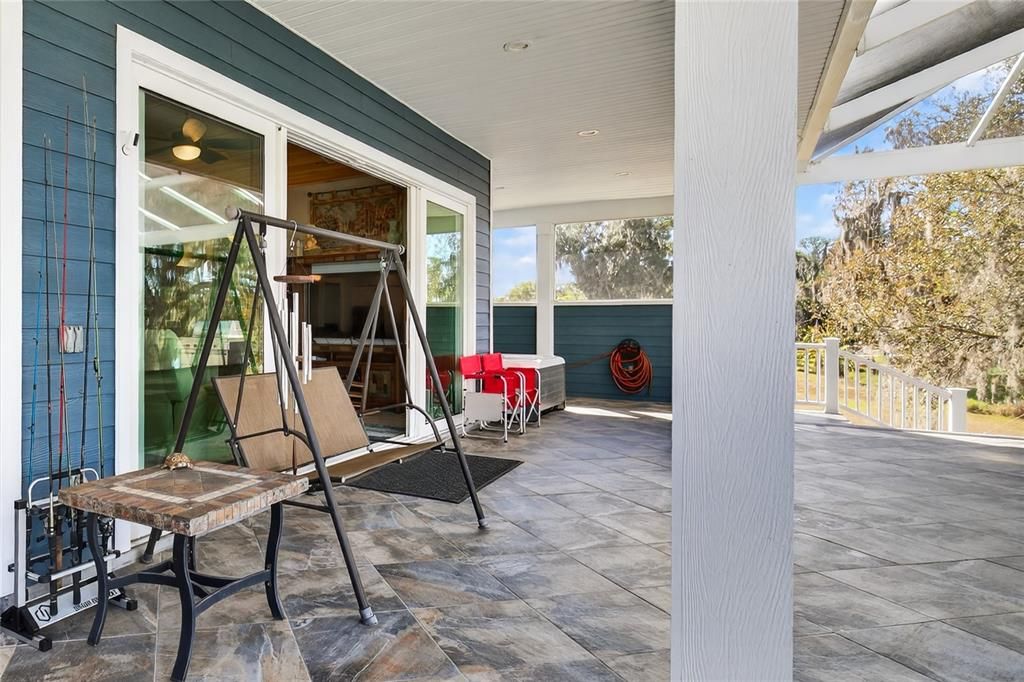 For Sale: $480,000 (2 beds, 2 baths, 1258 Square Feet)