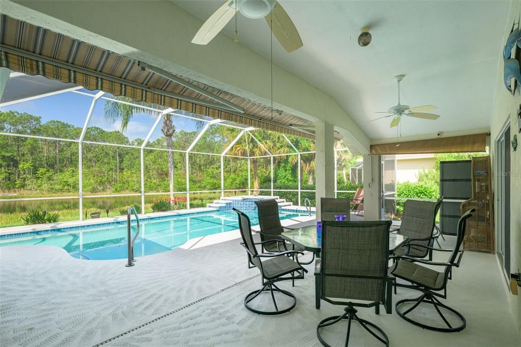 For Sale: $565,000 (3 beds, 2 baths, 2115 Square Feet)