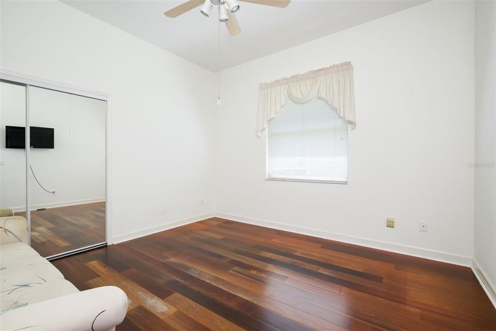 For Sale: $565,000 (3 beds, 2 baths, 2115 Square Feet)