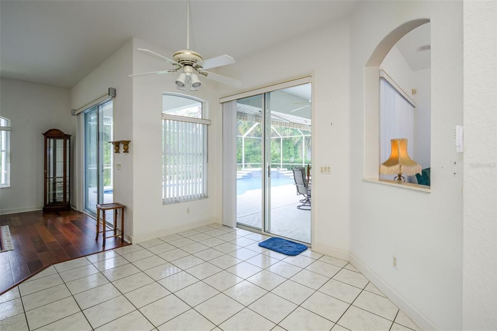For Sale: $565,000 (3 beds, 2 baths, 2115 Square Feet)