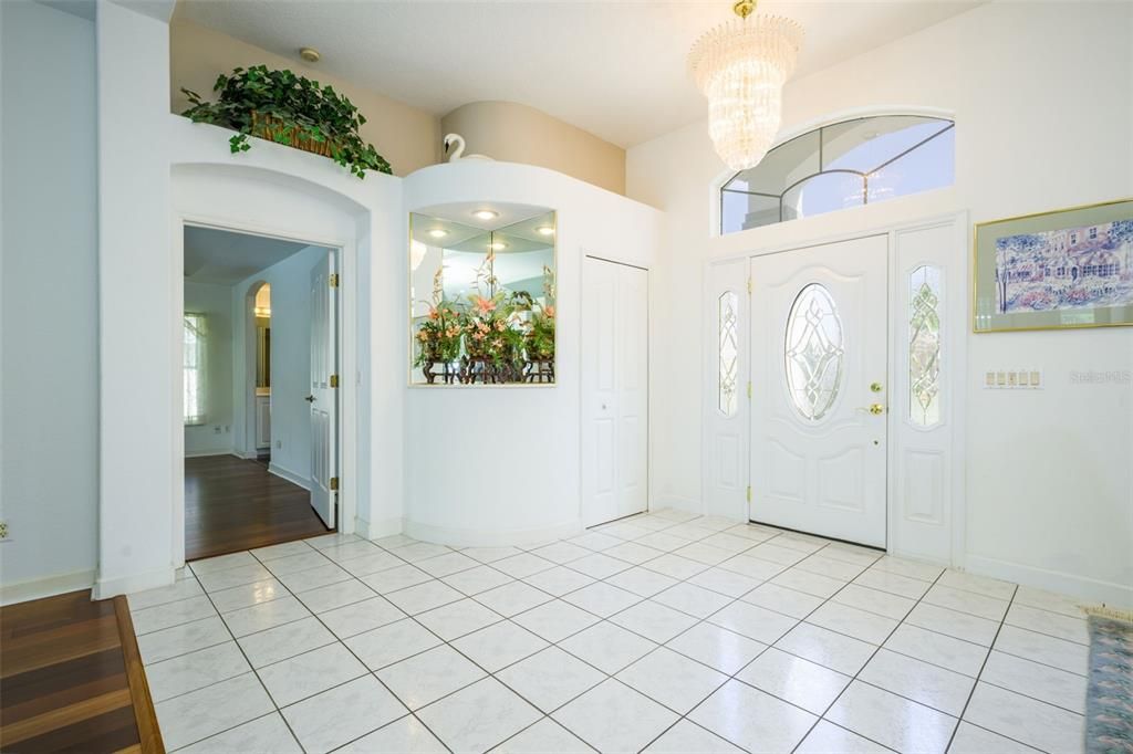 For Sale: $565,000 (3 beds, 2 baths, 2115 Square Feet)