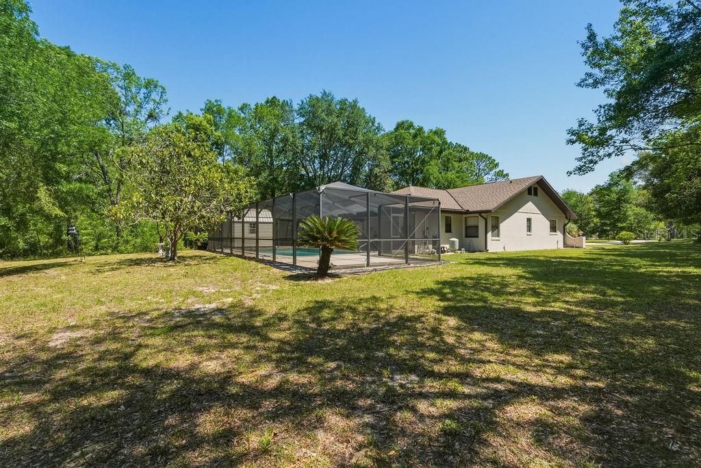 Active With Contract: $395,000 (3 beds, 2 baths, 1947 Square Feet)