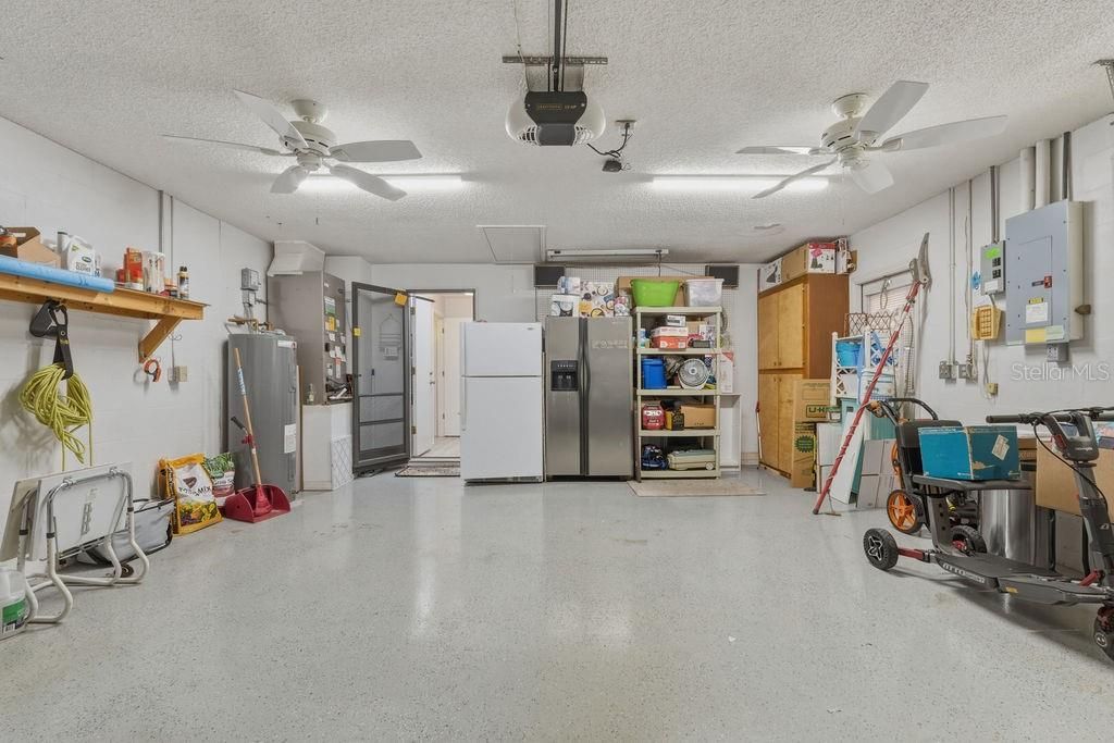 Active With Contract: $395,000 (3 beds, 2 baths, 1947 Square Feet)