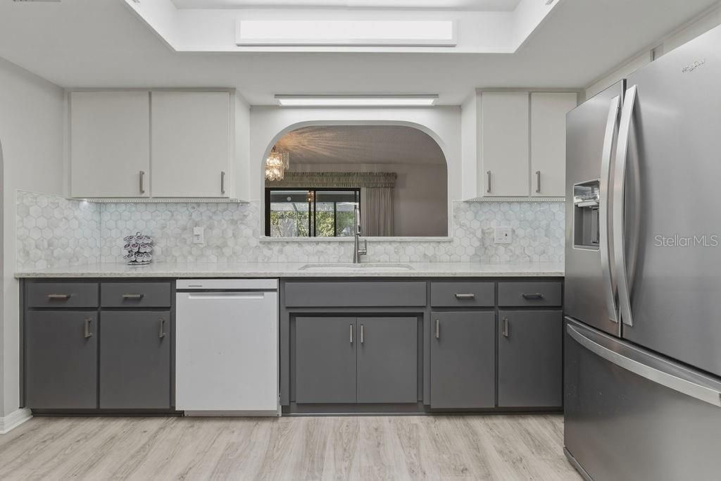 Active With Contract: $395,000 (3 beds, 2 baths, 1947 Square Feet)