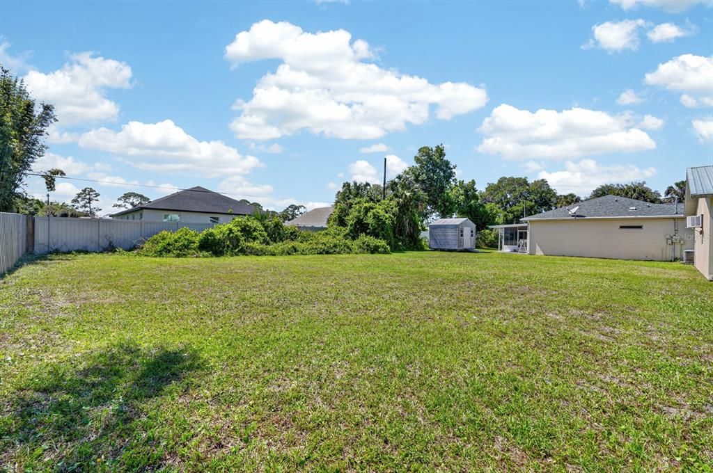 Active With Contract: $385,000 (3 beds, 2 baths, 1734 Square Feet)
