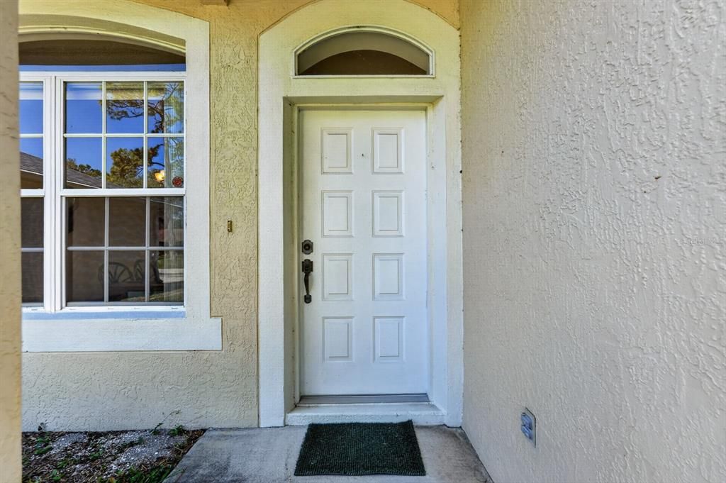 Active With Contract: $385,000 (3 beds, 2 baths, 1734 Square Feet)