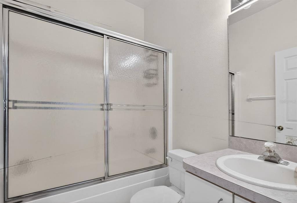Active With Contract: $385,000 (3 beds, 2 baths, 1734 Square Feet)