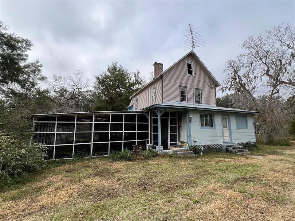 For Sale: $340,000 (3 beds, 3 baths, 1856 Square Feet)