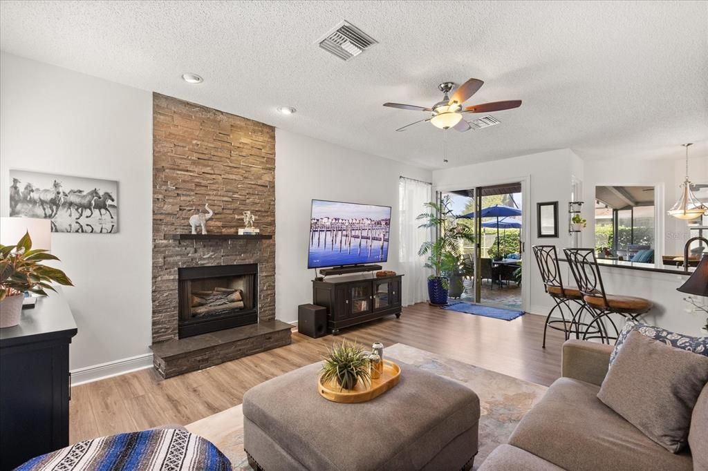 Active With Contract: $599,000 (4 beds, 2 baths, 2231 Square Feet)