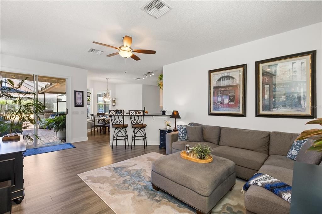 Active With Contract: $599,000 (4 beds, 2 baths, 2231 Square Feet)