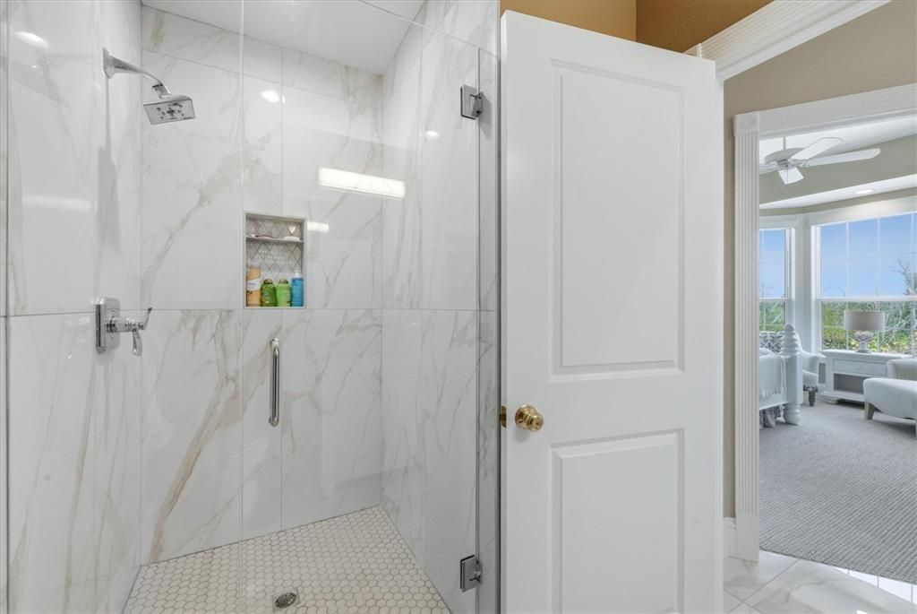 For Sale: $2,400,000 (3 beds, 3 baths, 2375 Square Feet)
