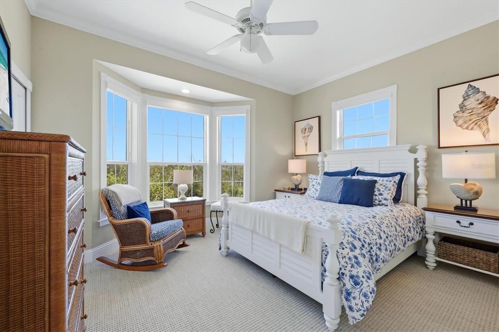 For Sale: $2,400,000 (3 beds, 3 baths, 2375 Square Feet)
