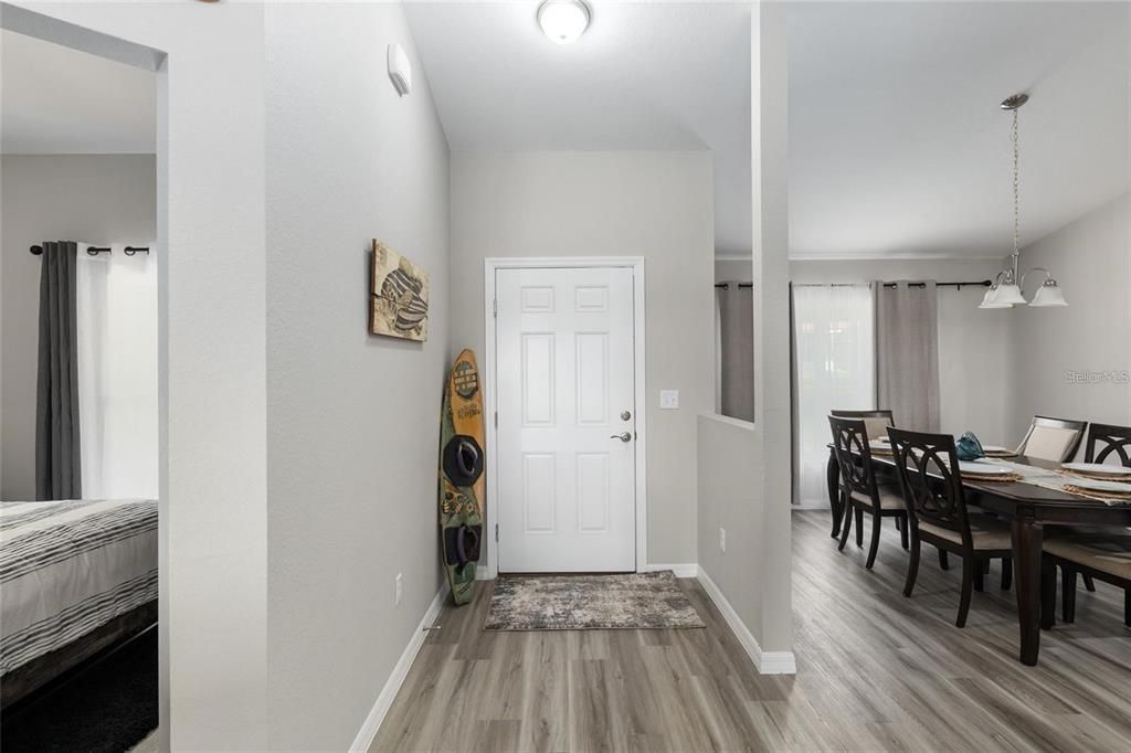 For Sale: $379,000 (3 beds, 2 baths, 1790 Square Feet)