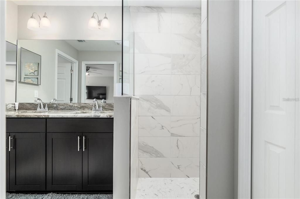 For Sale: $379,000 (3 beds, 2 baths, 1790 Square Feet)