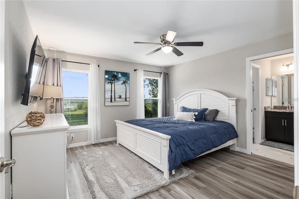 For Sale: $379,000 (3 beds, 2 baths, 1790 Square Feet)
