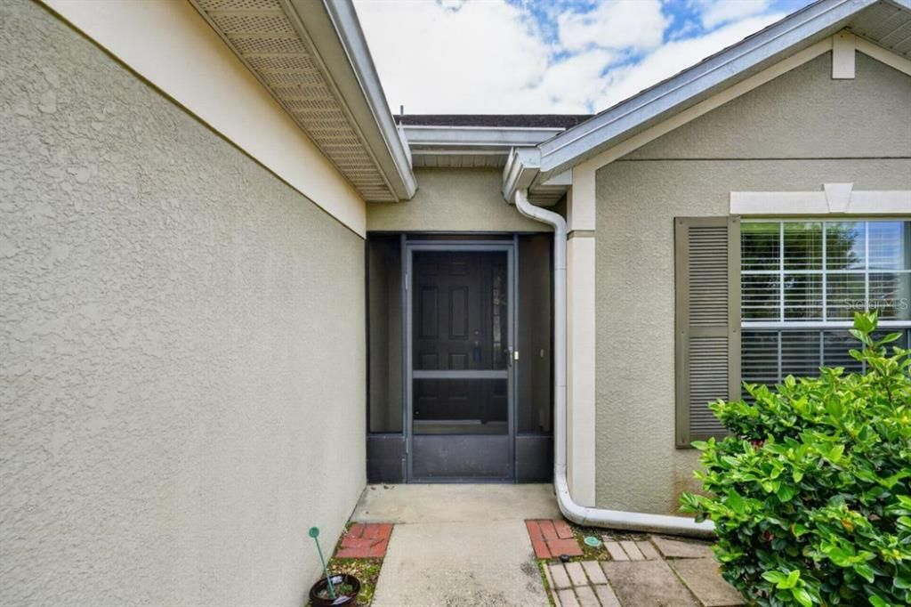 Active With Contract: $300,000 (3 beds, 2 baths, 1522 Square Feet)