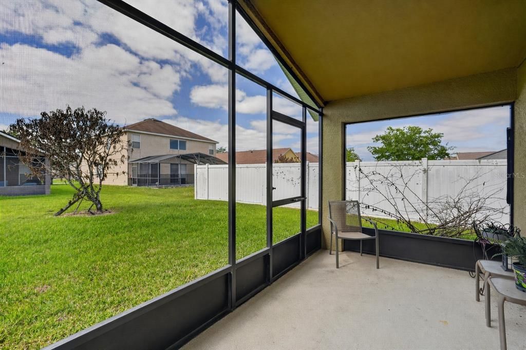 Active With Contract: $300,000 (3 beds, 2 baths, 1522 Square Feet)