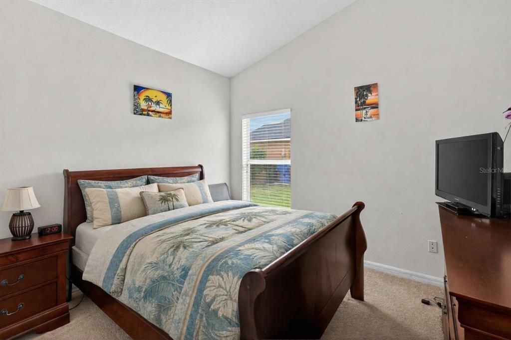 Active With Contract: $300,000 (3 beds, 2 baths, 1522 Square Feet)