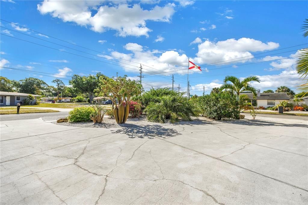 Activo con contrato: $499,990 (2 camas, 2 baños, 2052 Pies cuadrados)
