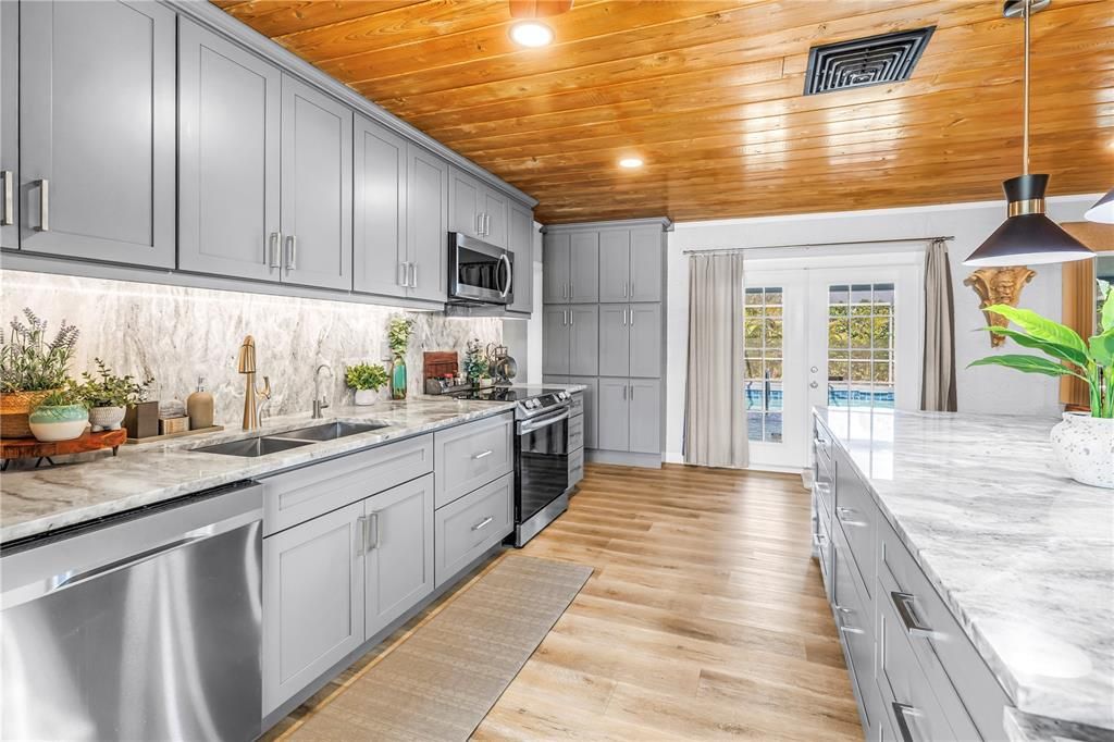 Activo con contrato: $499,990 (2 camas, 2 baños, 2052 Pies cuadrados)