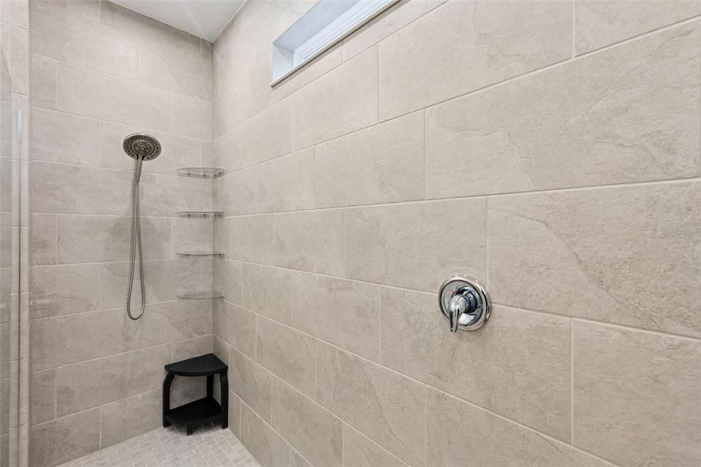 For Sale: $575,000 (4 beds, 3 baths, 3334 Square Feet)