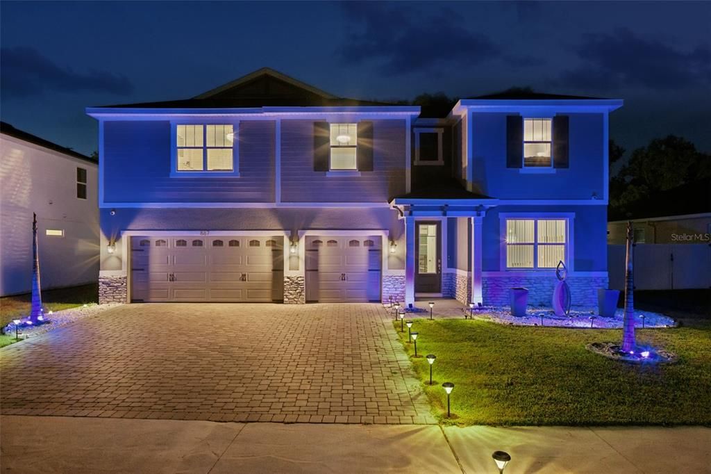 For Sale: $575,000 (4 beds, 3 baths, 3334 Square Feet)