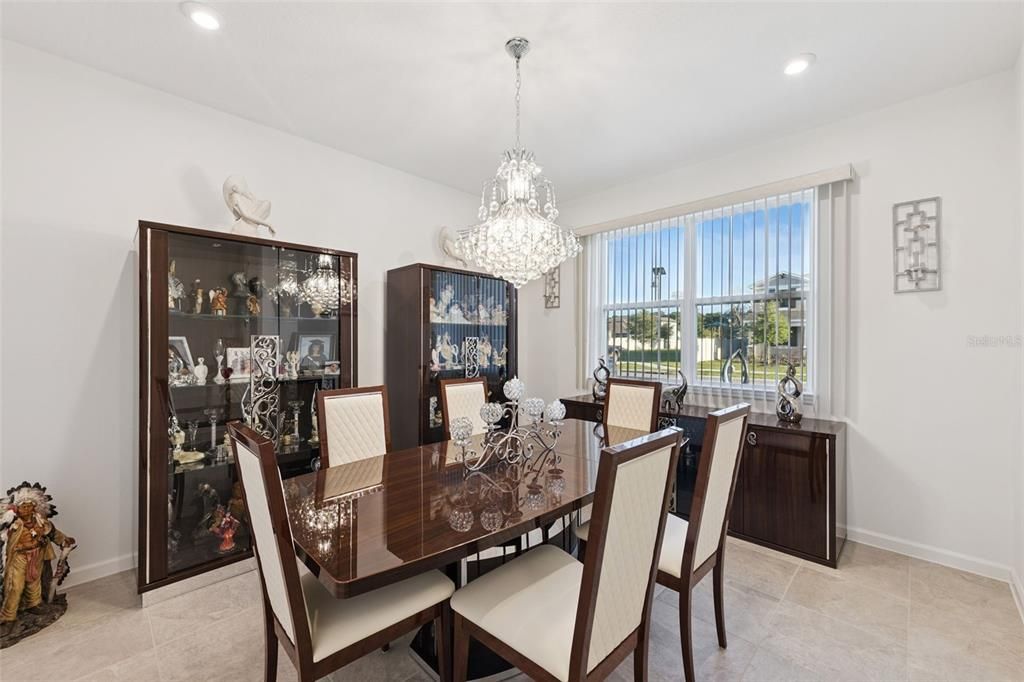 For Sale: $575,000 (4 beds, 3 baths, 3334 Square Feet)