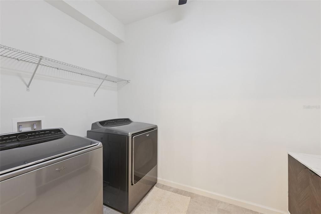 For Sale: $575,000 (4 beds, 3 baths, 3334 Square Feet)