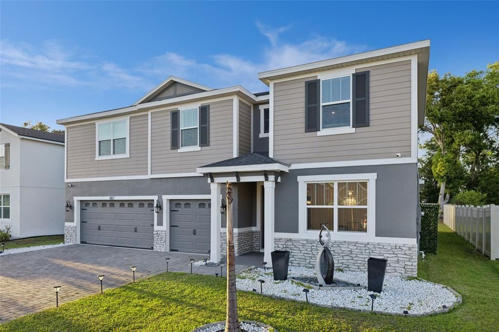 For Sale: $575,000 (4 beds, 3 baths, 3334 Square Feet)