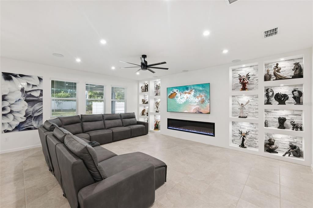 For Sale: $575,000 (4 beds, 3 baths, 3334 Square Feet)