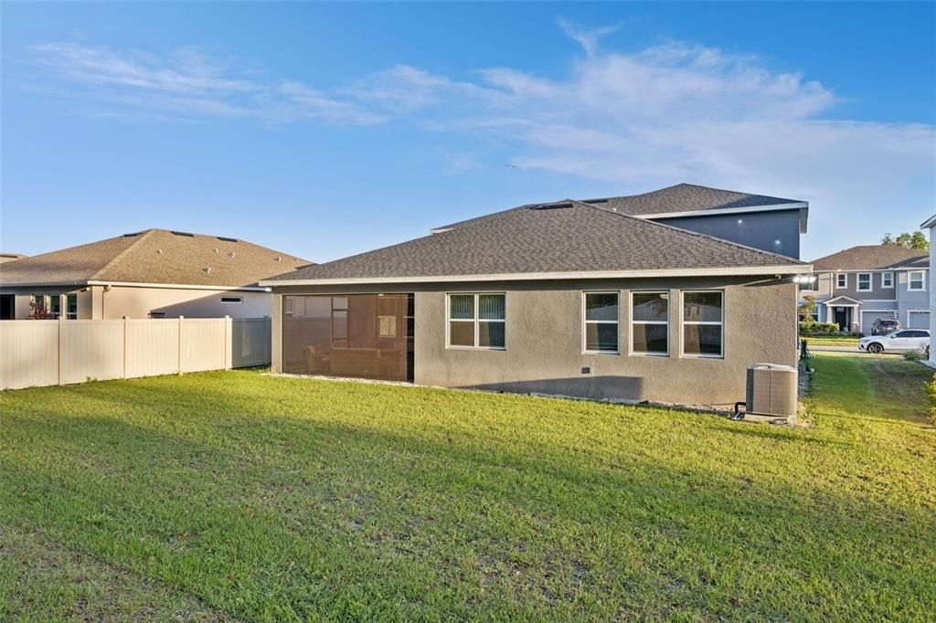 For Sale: $575,000 (4 beds, 3 baths, 3334 Square Feet)