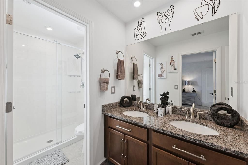 For Sale: $575,000 (4 beds, 3 baths, 3334 Square Feet)