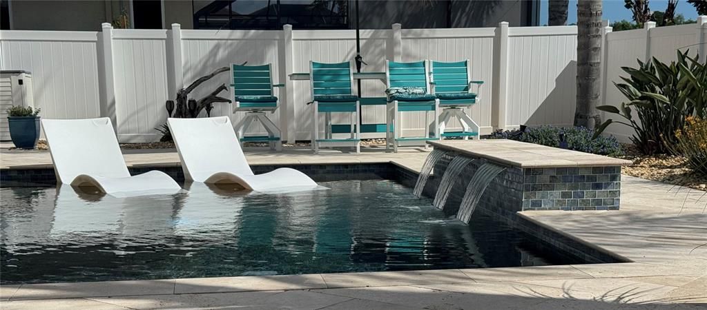 Activo con contrato: $585,900 (3 camas, 2 baños, 1818 Pies cuadrados)