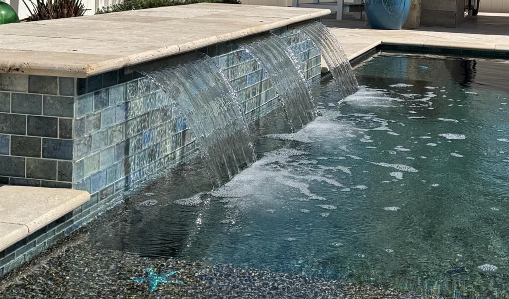 Activo con contrato: $585,900 (3 camas, 2 baños, 1818 Pies cuadrados)