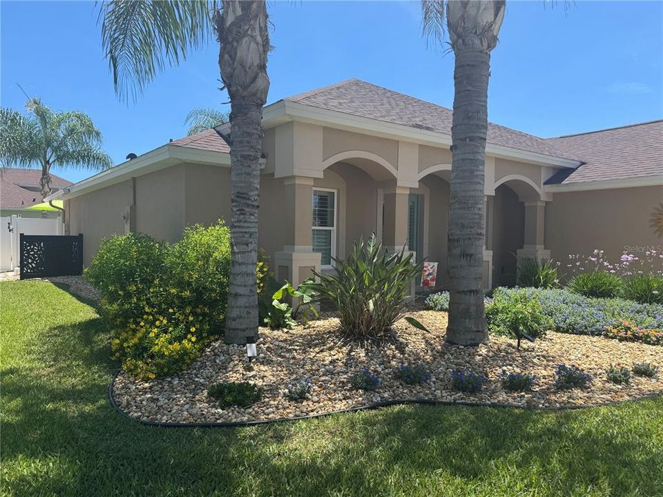 Activo con contrato: $585,900 (3 camas, 2 baños, 1818 Pies cuadrados)