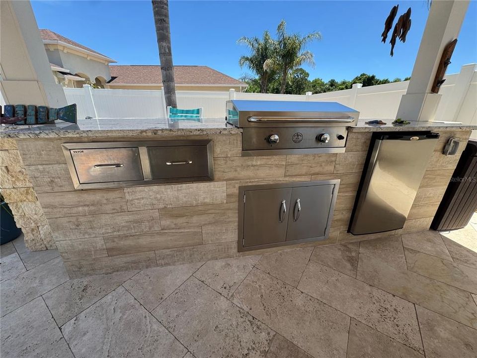Activo con contrato: $585,900 (3 camas, 2 baños, 1818 Pies cuadrados)