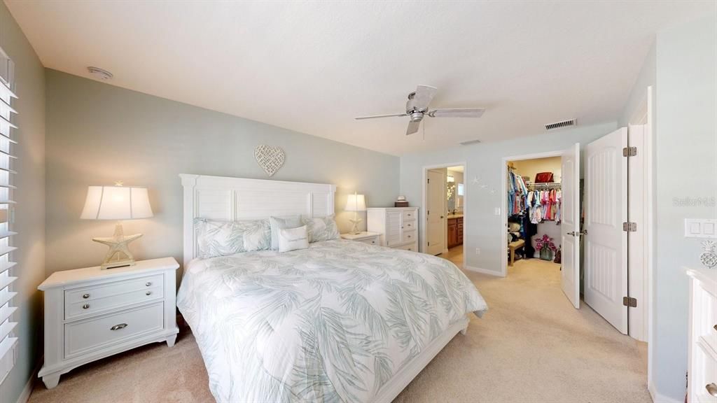 Activo con contrato: $585,900 (3 camas, 2 baños, 1818 Pies cuadrados)