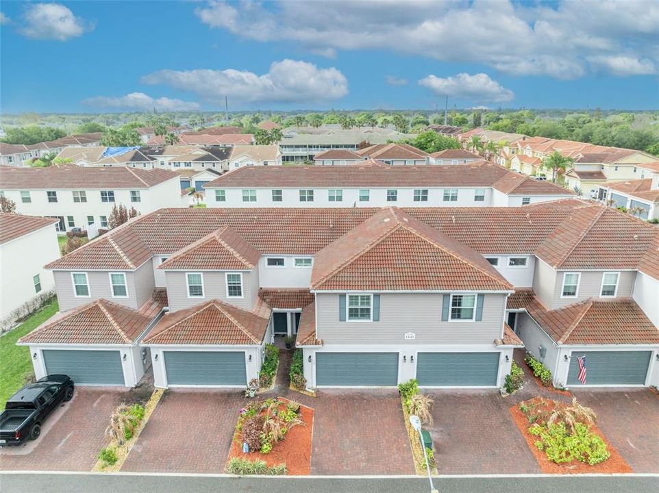 For Rent: $2,900 (4 beds, 2 baths, 1759 Square Feet)